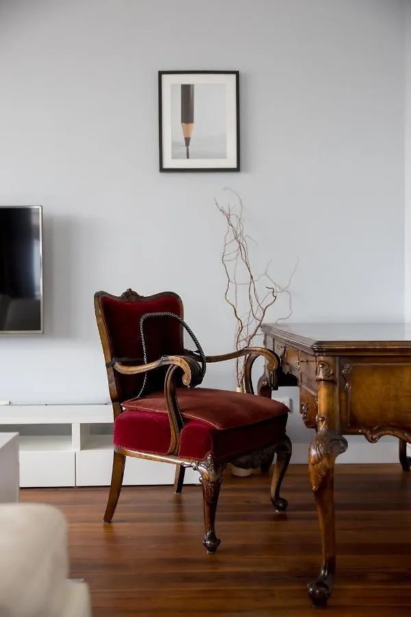 Hlonda Deluxe Apartment With Terrace Warsaw Poland